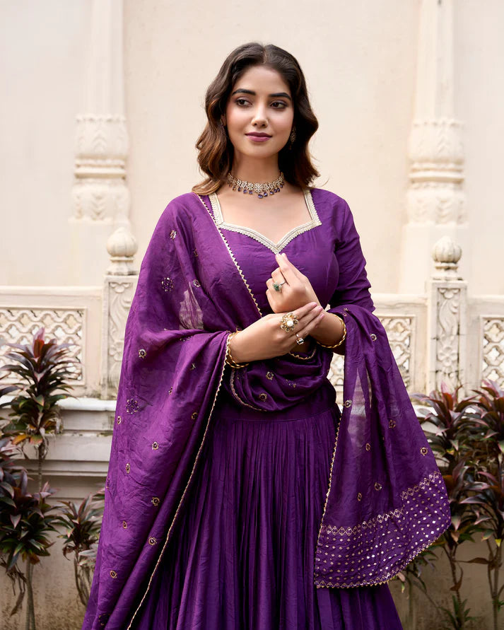 PURE CHANDERI ZARI WEAVING LEHENGA CHOLI WITH SEQUINS EMBROIDERED DUPATTA(WD95) (05)
