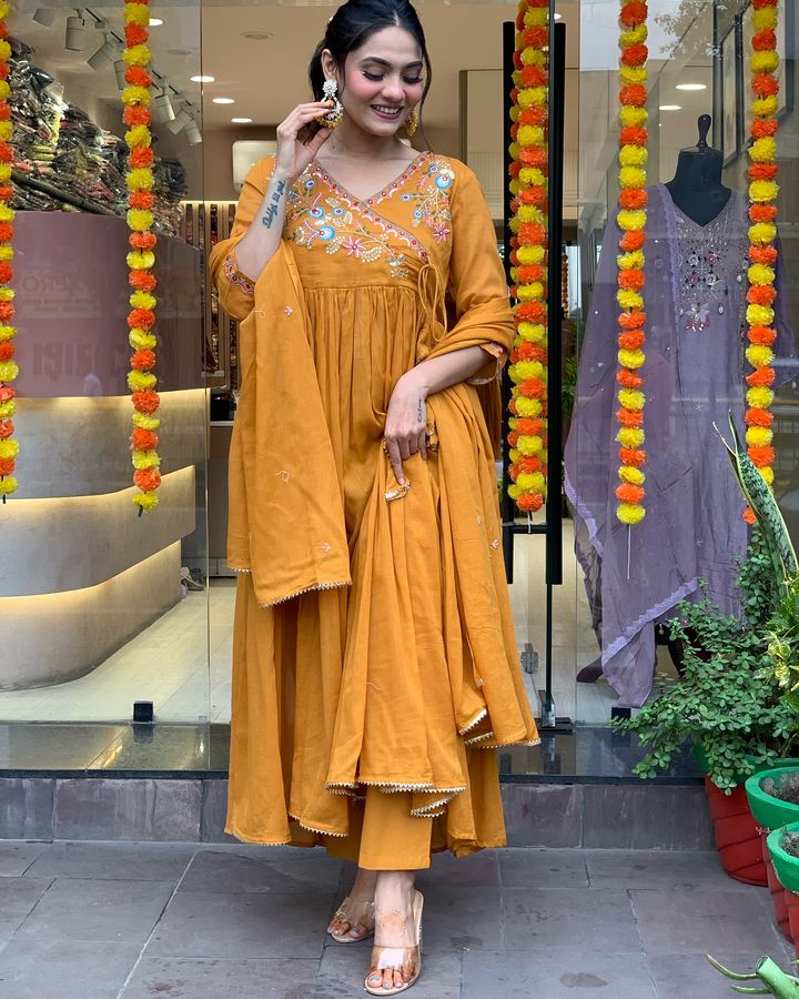 Simple yet elegant This is how we describe our latest launched dresses(NFRD405)