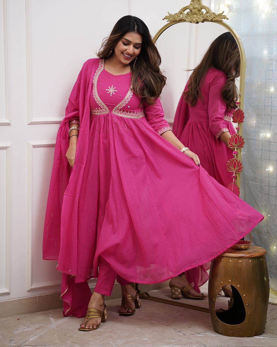 Enjoy your festival 🌞with our Very Beautiful 3ps Set(NFRD493)