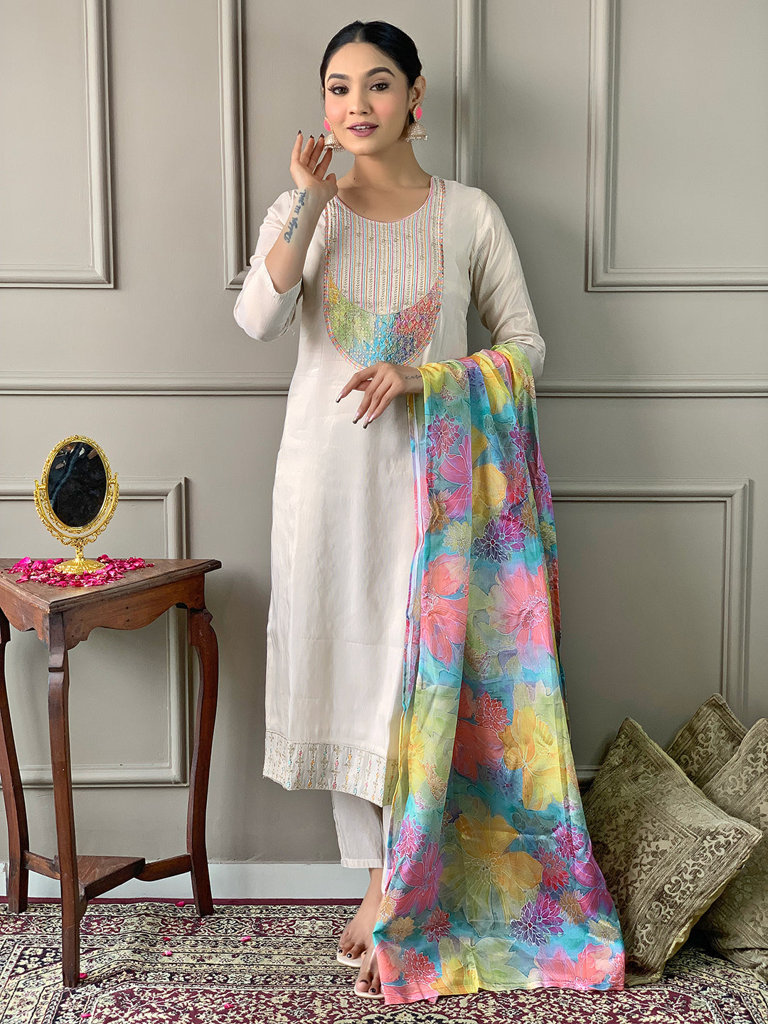 New Exclusive Check this our beautiful dresses collection (NFRD501)