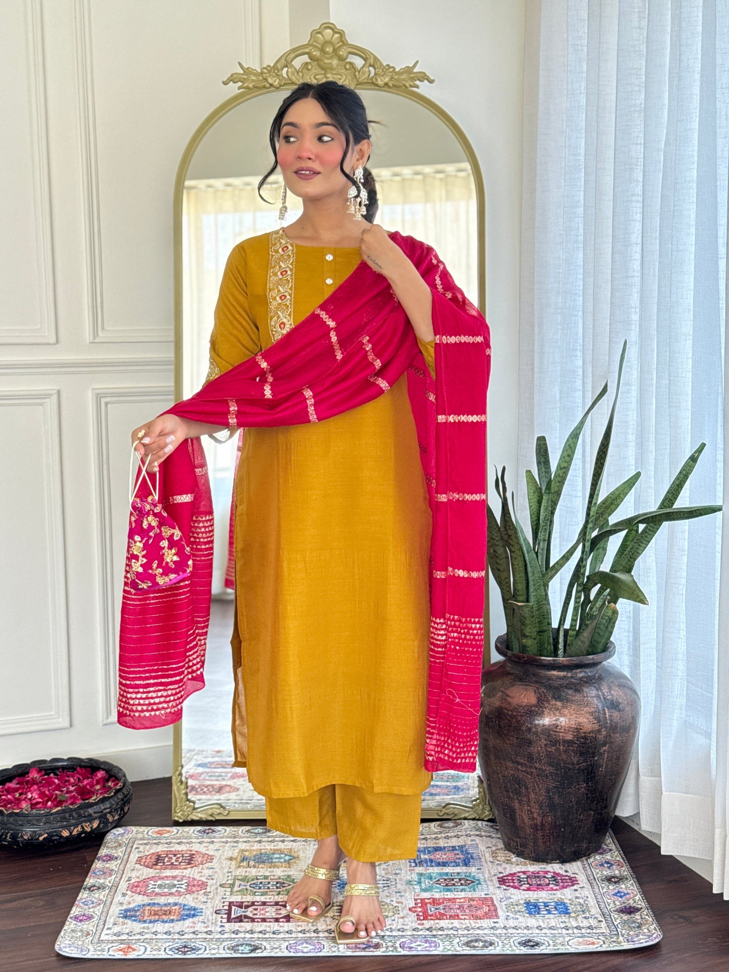 New Exclusive Check this our beautiful dresses collection (NFRD548)