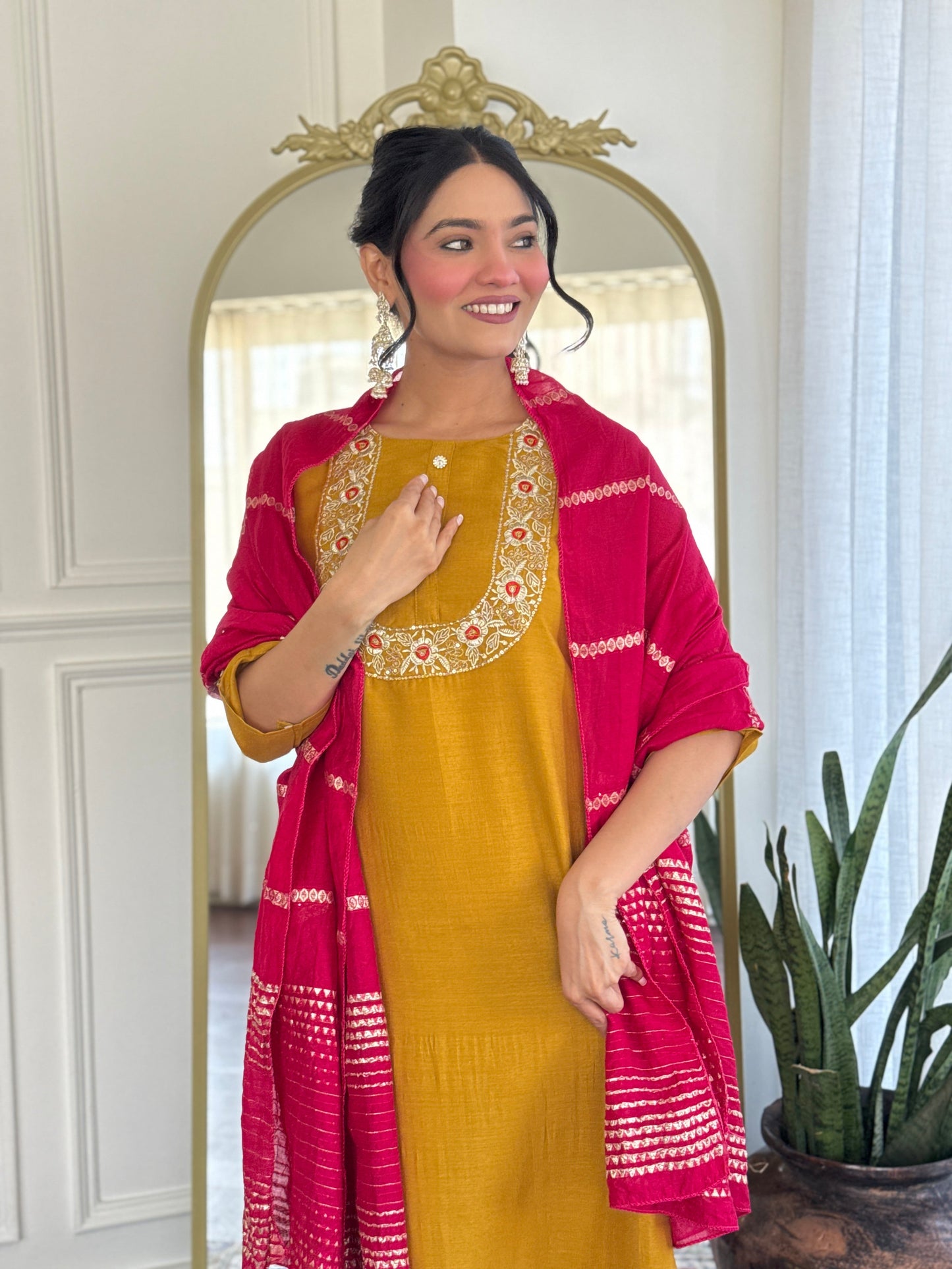 New Exclusive Check this our beautiful dresses collection (NFRD548)