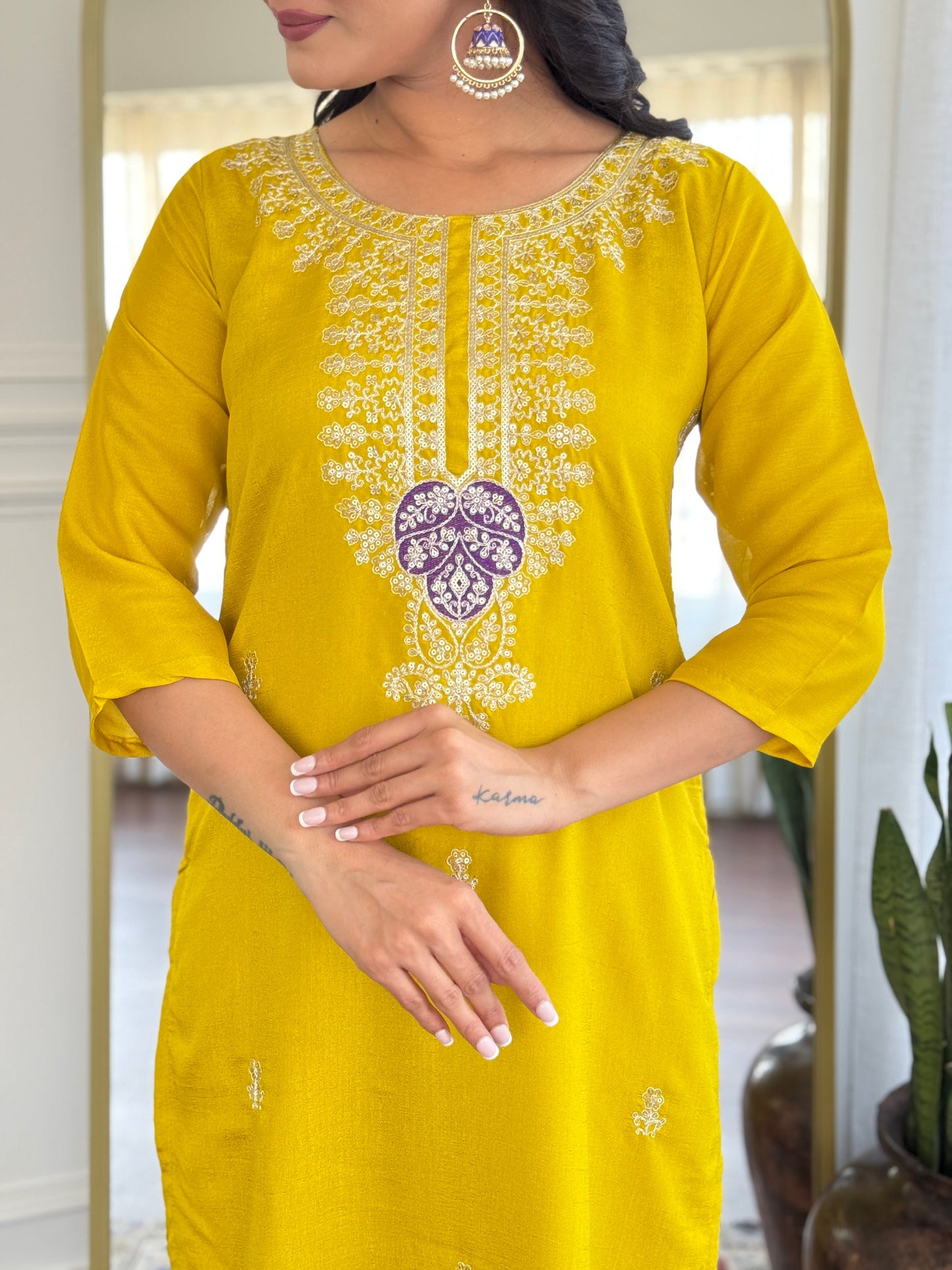 New Exclusive Check this our beautiful dresses collection (NFRD549)