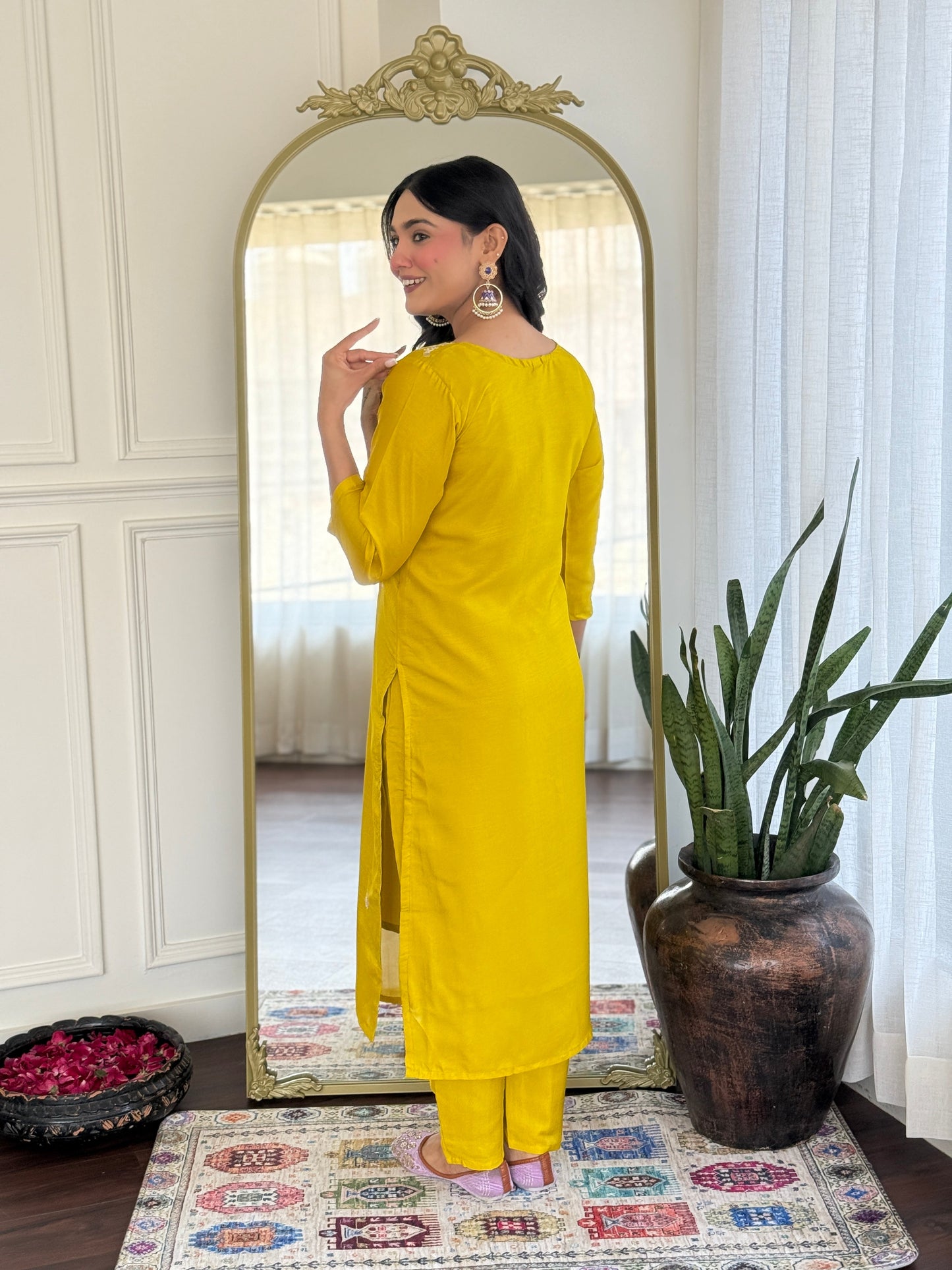 New Exclusive Check this our beautiful dresses collection (NFRD549)