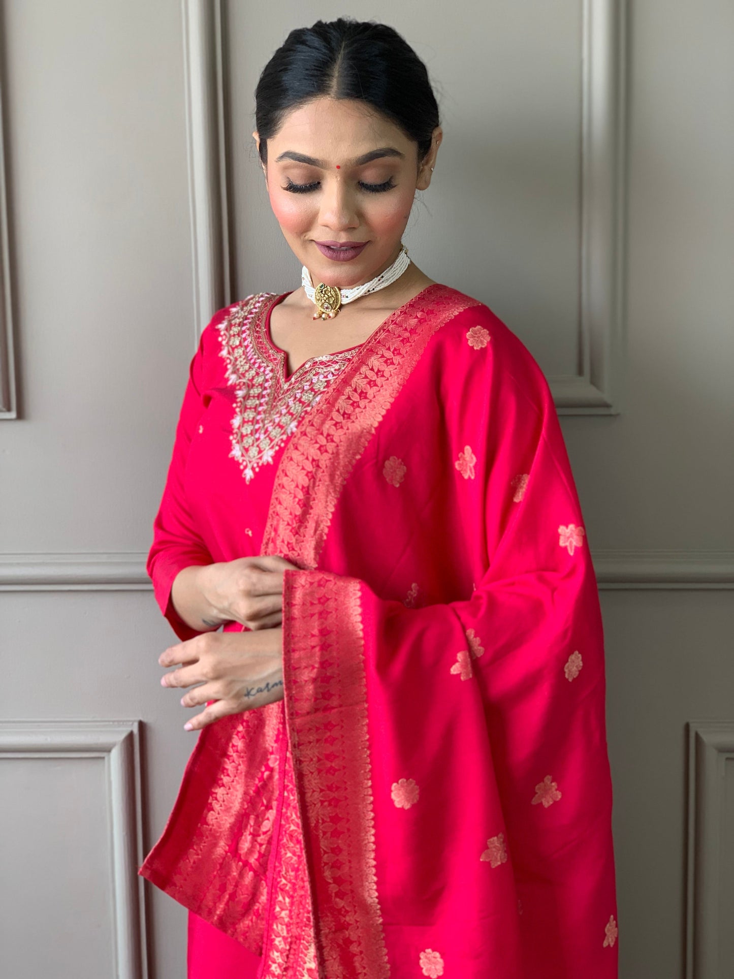 Simple yet elegant This is how we describe our latest launched dresse (NFRD574)