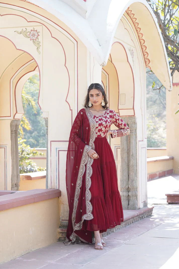 Faux Blooming gown with Viscose Dyable Jacquard With Sequins Embroidered Work Faux Blooming Dupatta(WD38) (02)