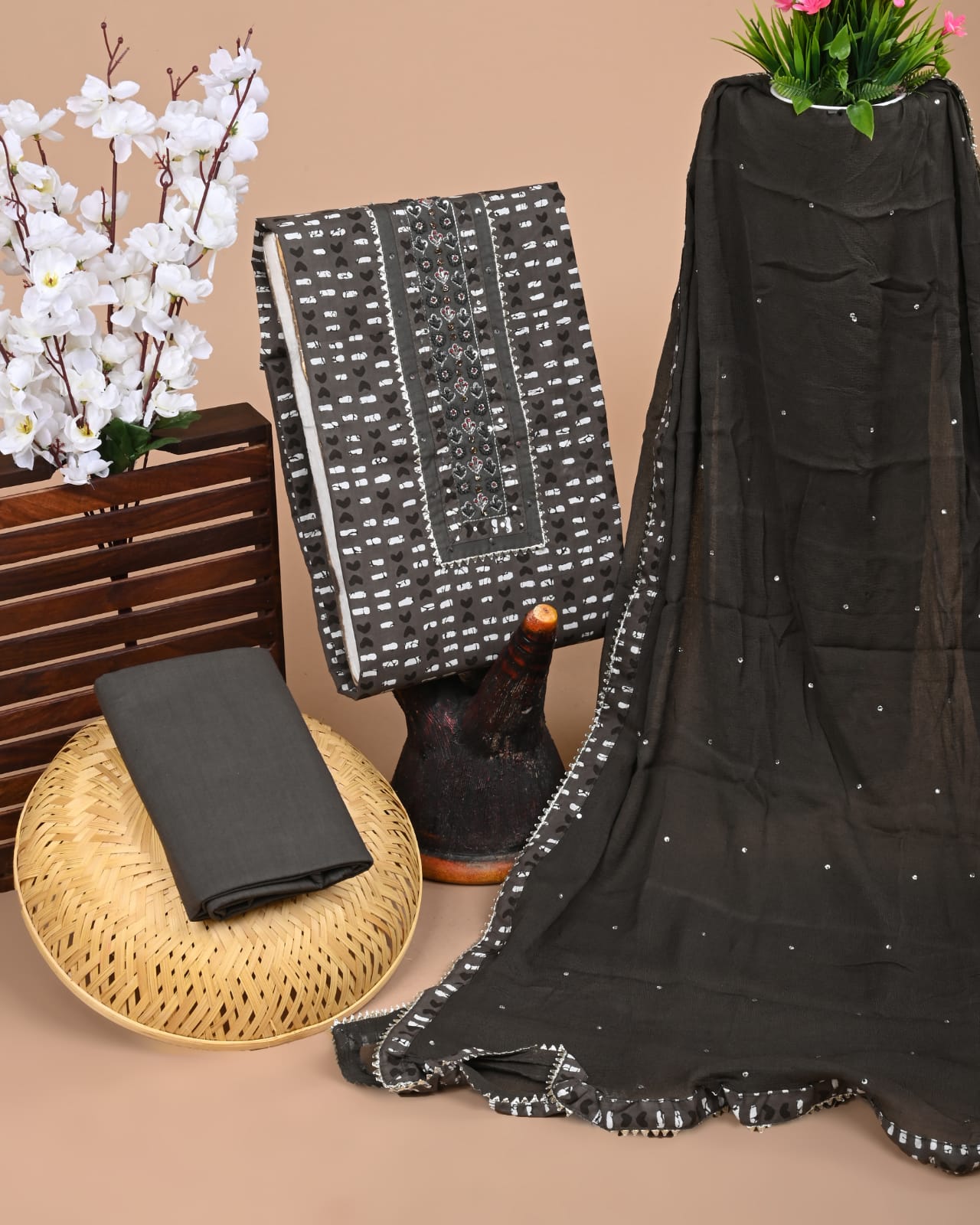 ELEGANT GOTTA PATTI WORK WITH CLASSY CHIFFON DUPATTA (SWCHGT38)