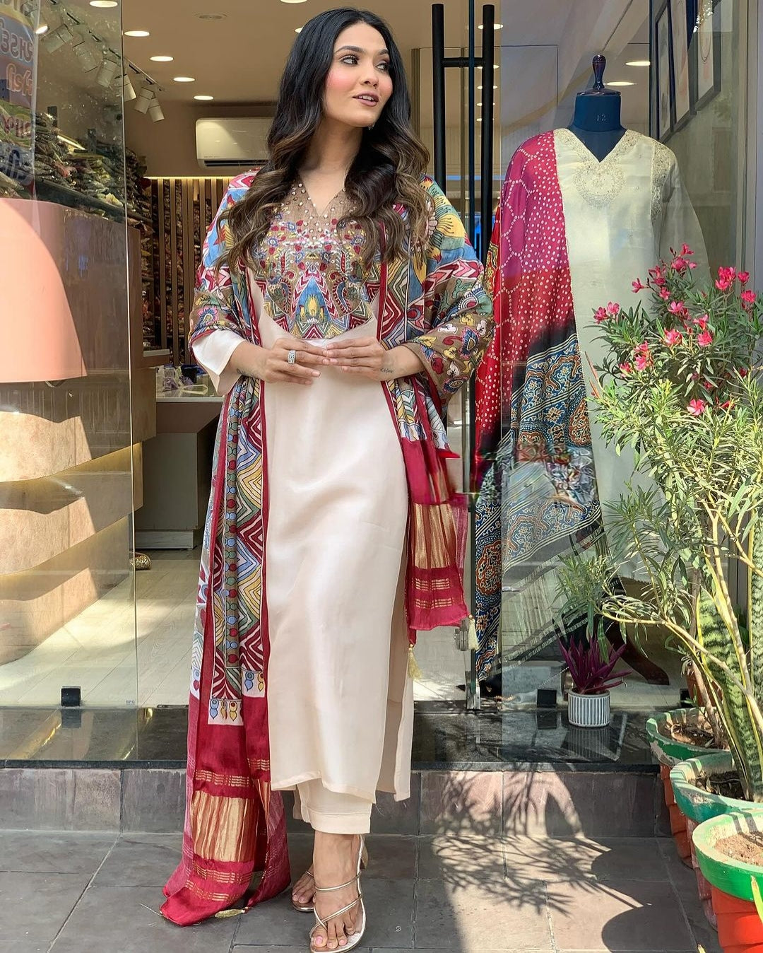 LAUNCHING EXTREMELY ELEGANT PREMIUM SILK SUIT SET WHICH IS BEAUTIFULLY DECORATED WITH ATTRACTIVE HANDWORK(WARED12)