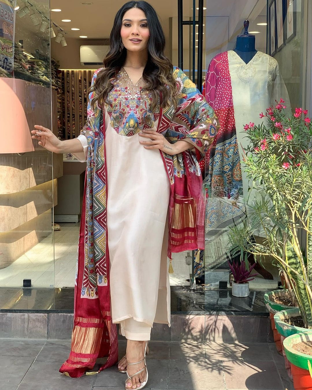 LAUNCHING EXTREMELY ELEGANT PREMIUM SILK SUIT SET WHICH IS BEAUTIFULLY DECORATED WITH ATTRACTIVE HANDWORK(WARED12)