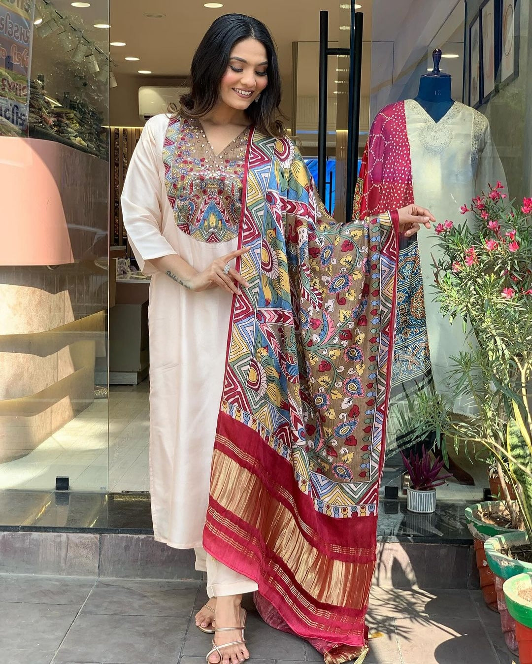 LAUNCHING EXTREMELY ELEGANT PREMIUM SILK SUIT SET WHICH IS BEAUTIFULLY DECORATED WITH ATTRACTIVE HANDWORK(WARED12)
