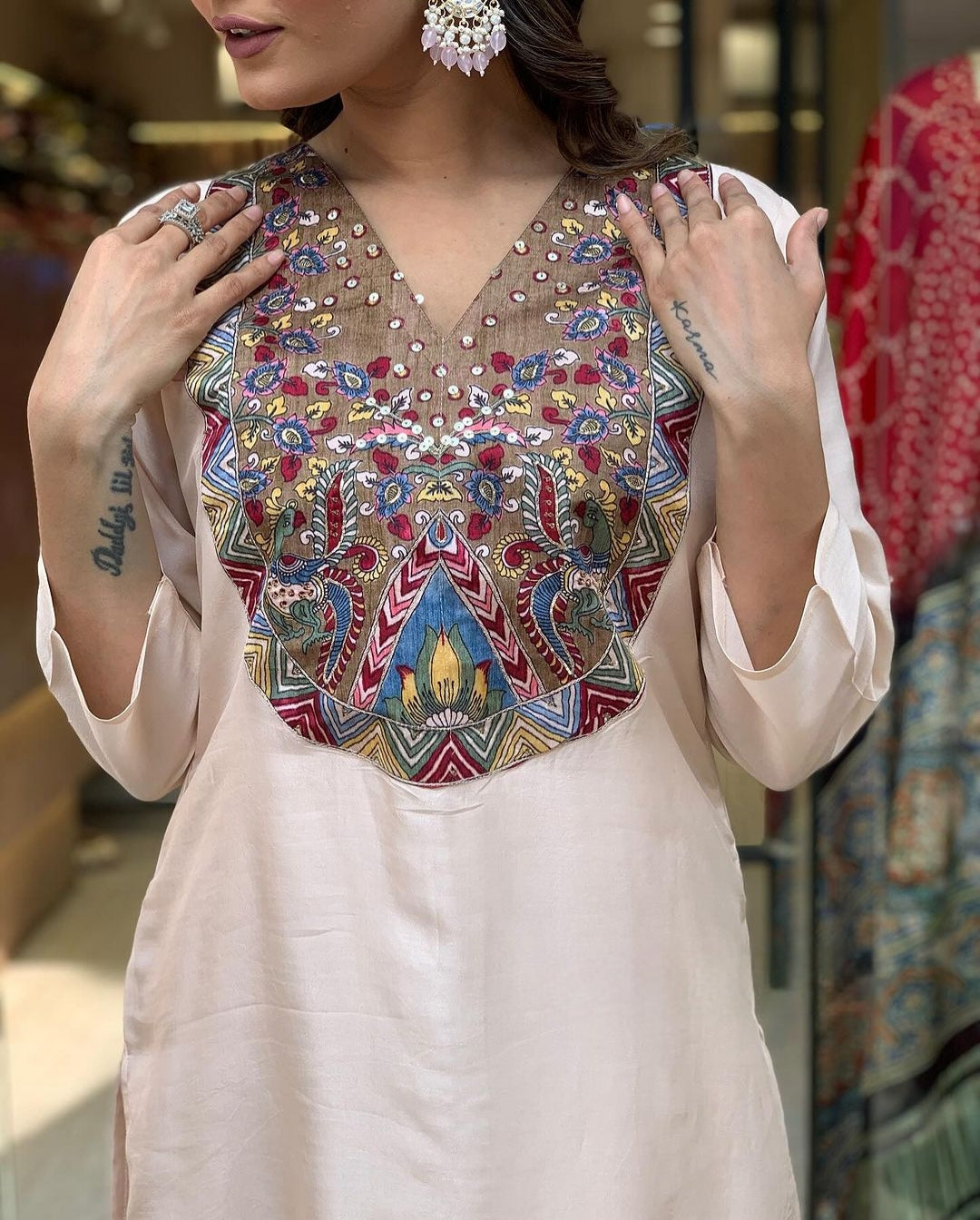 LAUNCHING EXTREMELY ELEGANT PREMIUM SILK SUIT SET WHICH IS BEAUTIFULLY DECORATED WITH ATTRACTIVE HANDWORK(WARED12)