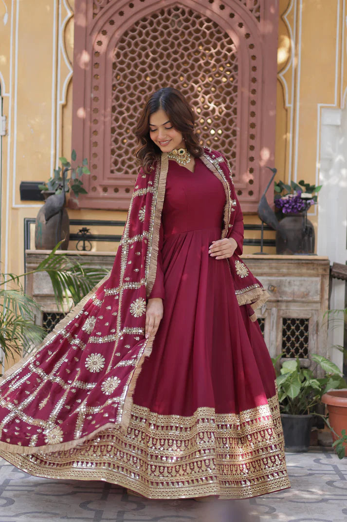 WEDDING SPECIAL STAR GEORGETTE ZARI SEQUINS EMBROIDERED GOWN WITH DUPATTA(WD09) (01)