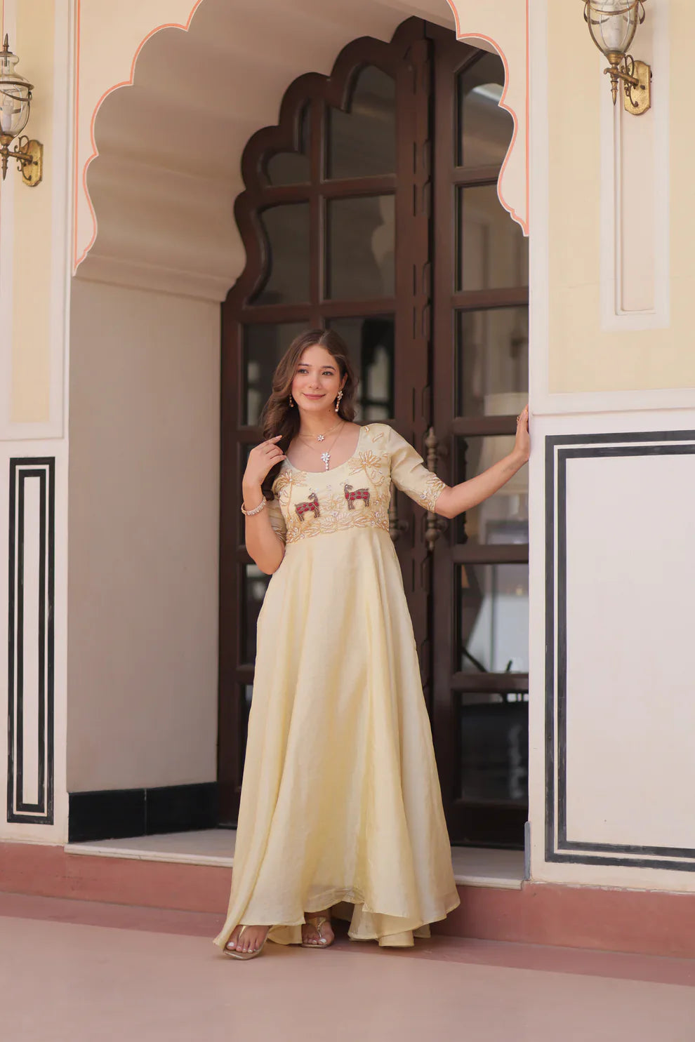 FESTIVAL SPECIAL GOLD CRUSH BEADS EMBROIDERED GOWN(WD177) 01
