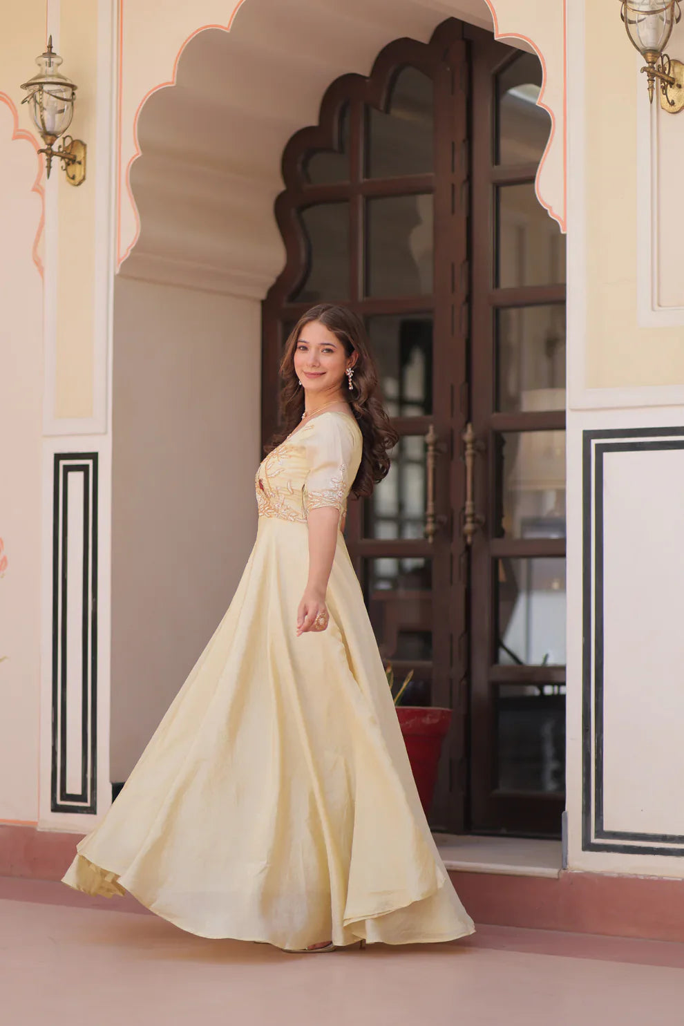 FESTIVAL SPECIAL GOLD CRUSH BEADS EMBROIDERED GOWN(WD177) 01
