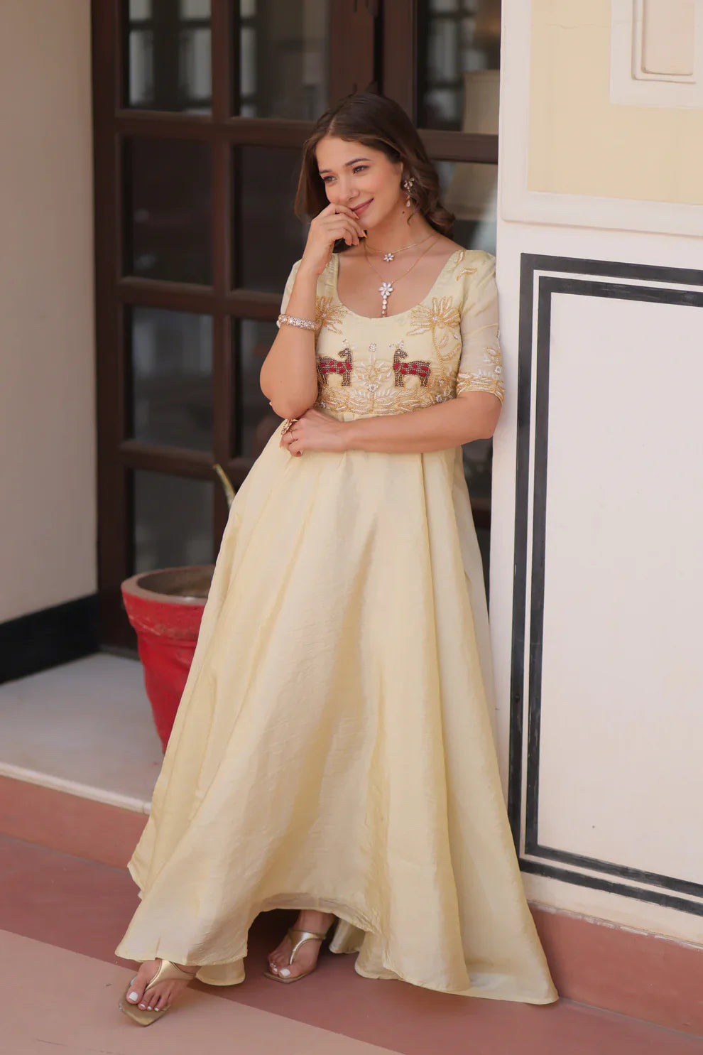 FESTIVAL SPECIAL GOLD CRUSH BEADS EMBROIDERED GOWN(WD177) 01