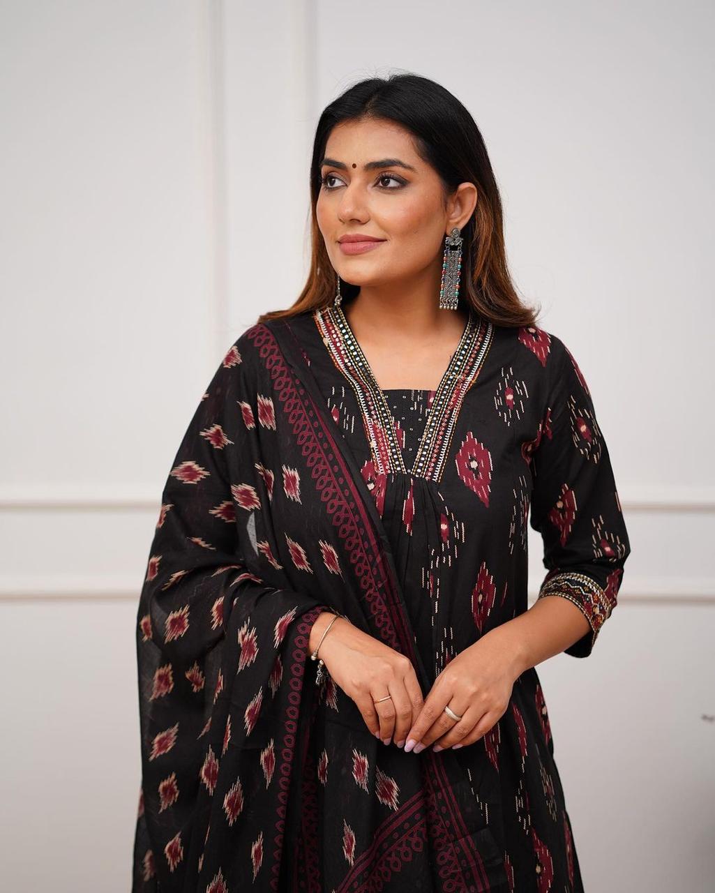 💃🏼Introducing the latest addition to our fashion collection the strength kurta Style made from high-quality cotton, embellished with exquisite mirror & sequence work on neck line and paired with matching pant.(WARED352)