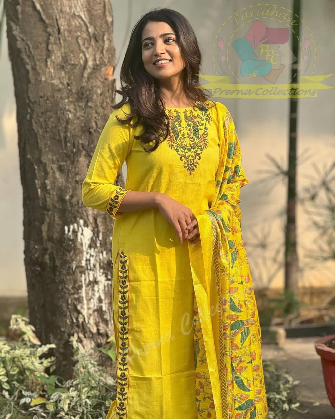 Presenting Beautifully Cotton premium embroidery kurta set for all occasions Come with premium khadi silk Dupata(WARED353)