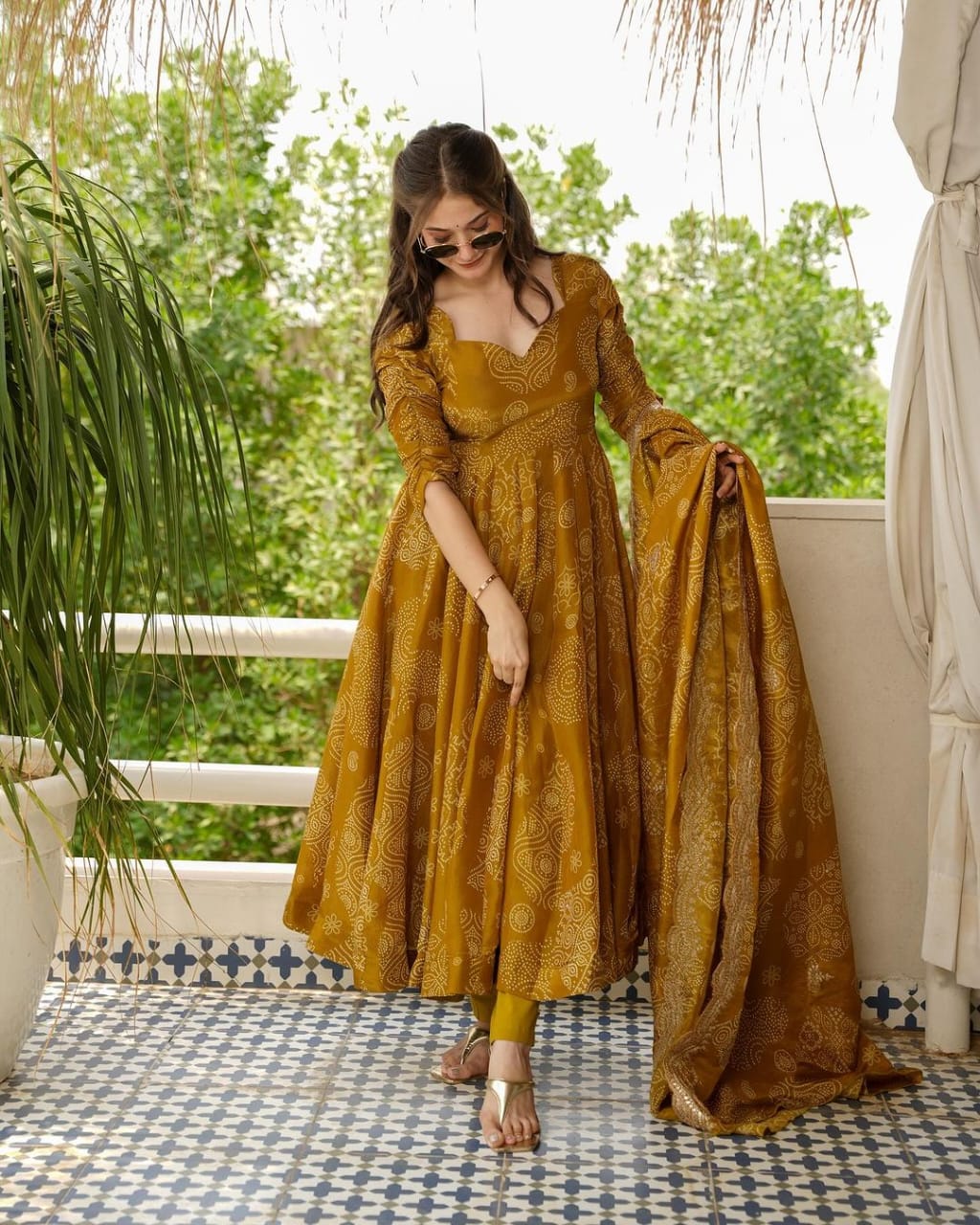 Walk gracefully in our new cotton Anarkali dupata set & with deep back neck and front neck design(WARED294)