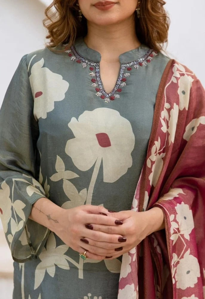 Beautiful pure cotton kurti pant dupatta set💗.(WARED244)