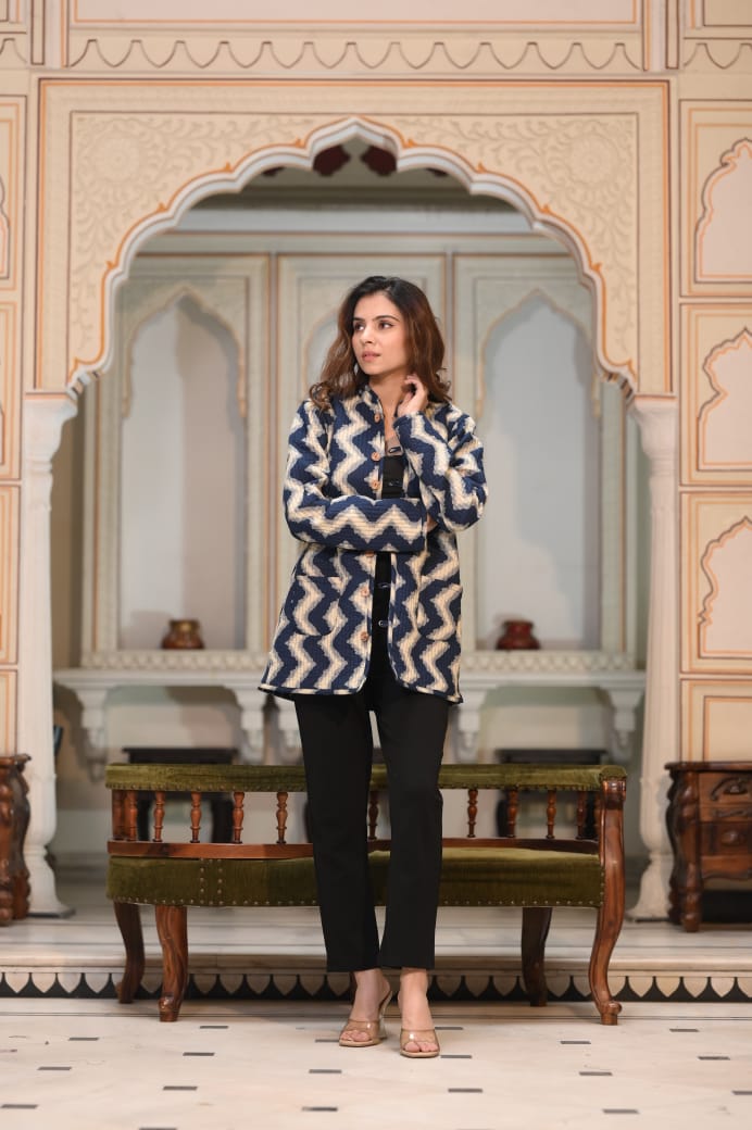 🤩🤩Presenting Bagru hand block printed Women's Wear Quilted Full Sleeves JACKETS 🧥NFRD101