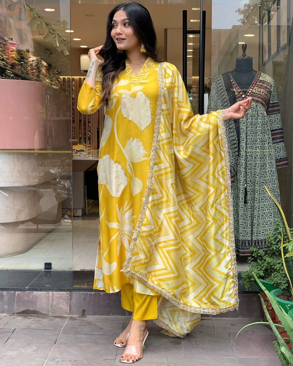 Make a change in your wardrobe by wearing our exclusive muslin digital print hand embroidery suit with muslin duppata(WARED177)