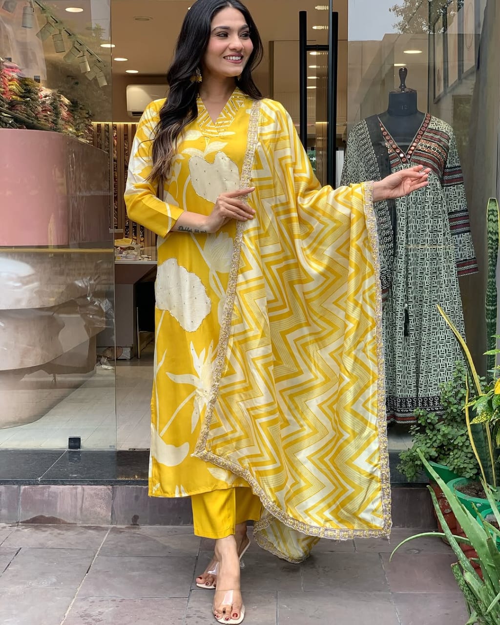 Make a change in your wardrobe by wearing our exclusive muslin digital print hand embroidery suit with muslin duppata(WARED177)