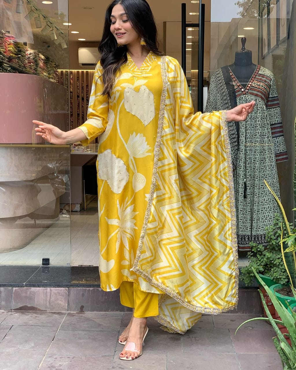 Make a change in your wardrobe by wearing our exclusive muslin digital print hand embroidery suit with muslin duppata(WARED177)