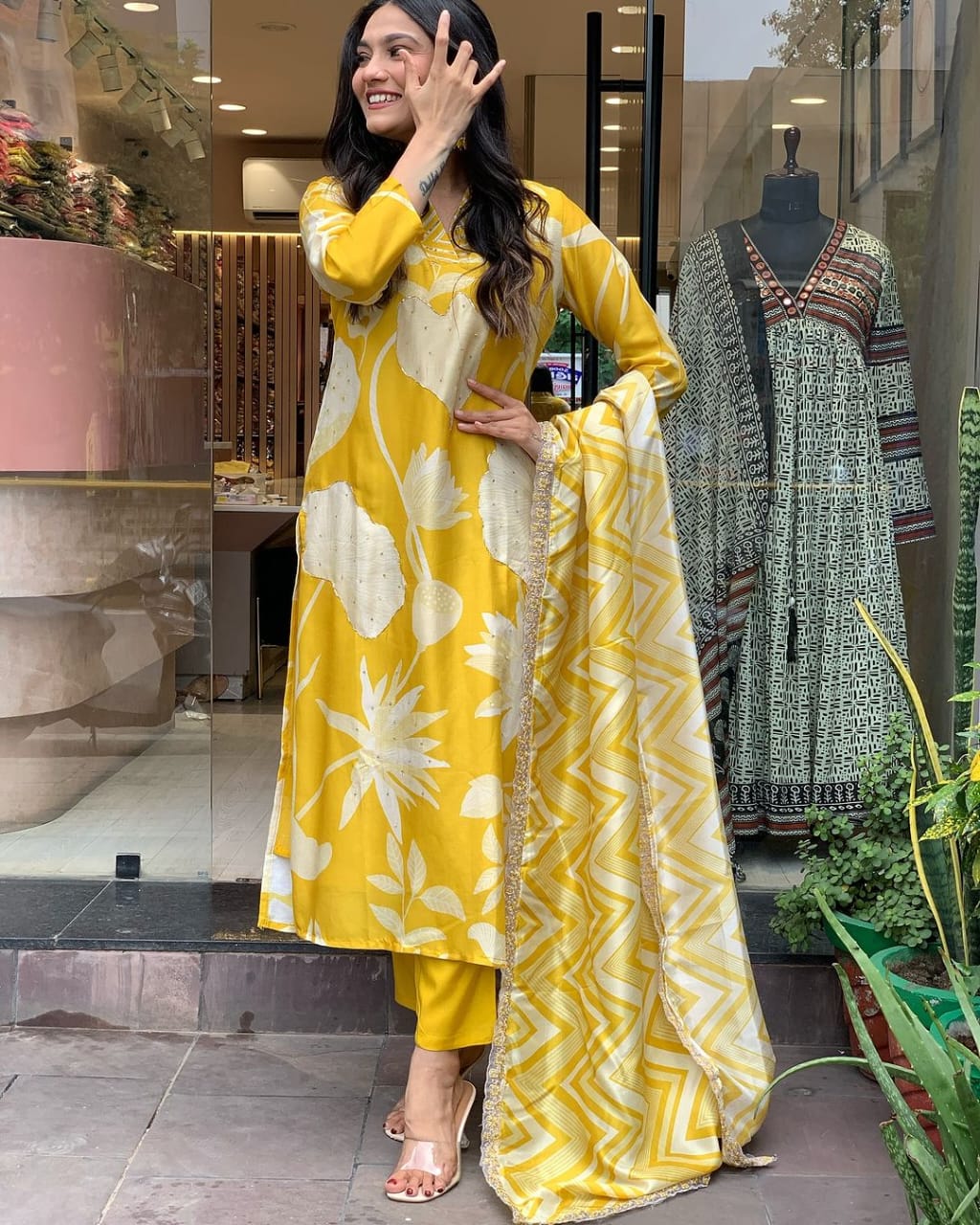 Make a change in your wardrobe by wearing our exclusive muslin digital print hand embroidery suit with muslin duppata(WARED177)