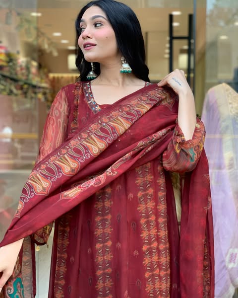 Beautiful pure premium chiffon digital printed Anarkali set with handwork on neck it has attached lining paired up with santoon slik pant and Organza digital printed dupatta sets(WARED07)