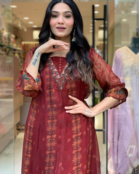 Beautiful pure premium chiffon digital printed Anarkali set with handwork on neck it has attached lining paired up with santoon slik pant and Organza digital printed dupatta sets(WARED07)