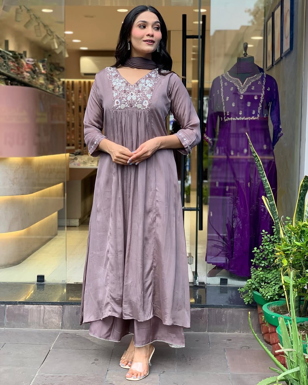 *Work - Beautiful Heavy embroidery and hand work kurti on kurti and sleeves.(WARED158)