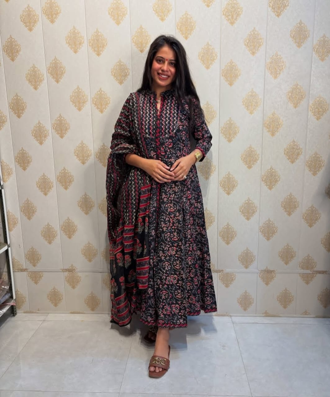 💃*Presenting New Designer Festival Collection In Pure Cotton With Hand And Adda Sequence Work Front Open kurta And Dupatta Set Fully Stitched Ready To Wear💃(WARED161)
