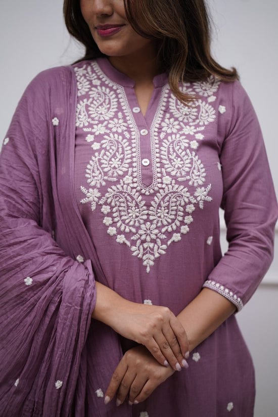 👉 *Presenting Beautifully premium embroidery kurta set for all occasions Come with premium embroidery Mul Cotton dupata (WARED122)