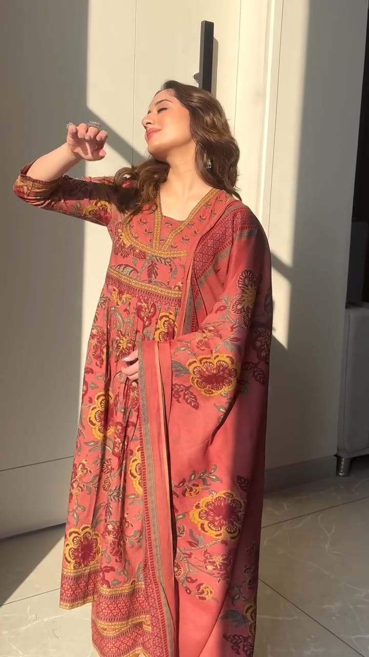 Premium cotton Anarkali suit set with hand work detailing on yoke paired with matching pant and full dupatta.(WARED43)