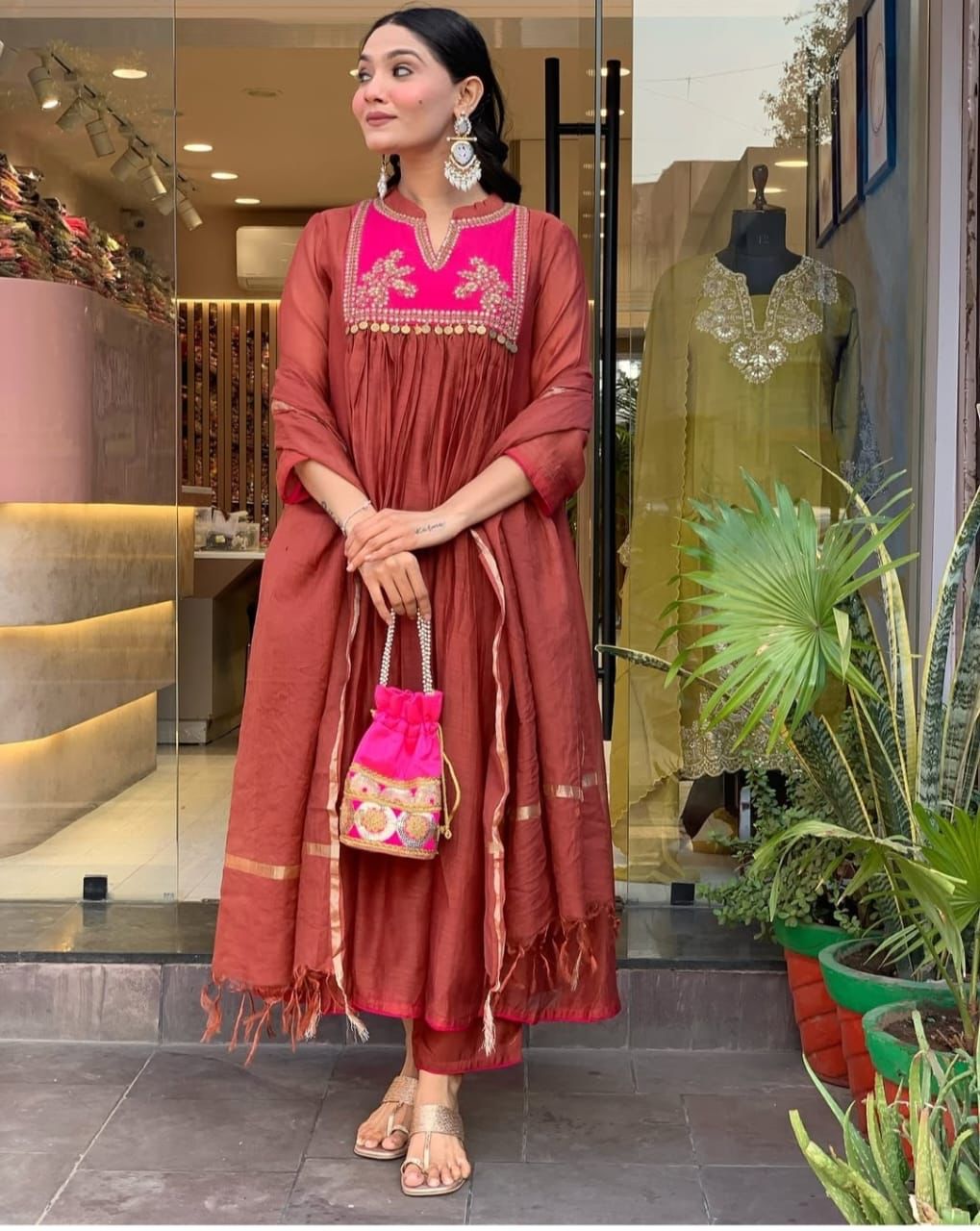 Shop our latest collection of Chanderi suit with cotton pant and dupatta 💗(WARED35)