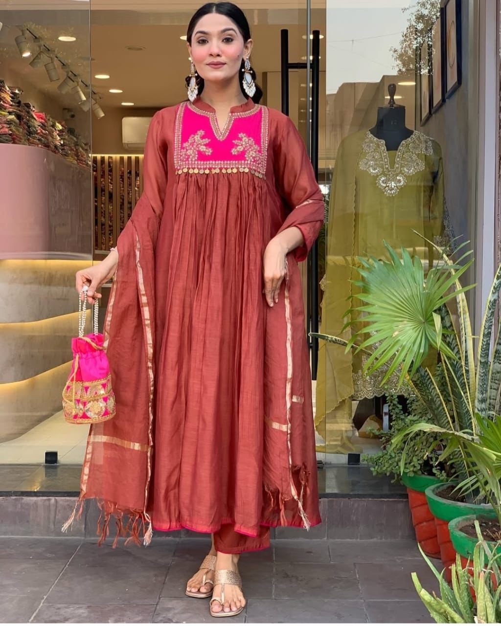 Shop our latest collection of Chanderi suit with cotton pant and dupatta 💗(WARED35)