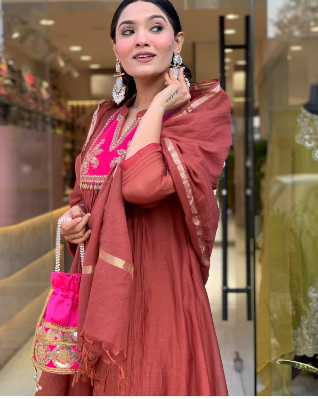 Shop our latest collection of Chanderi suit with cotton pant and dupatta 💗(WARED35)