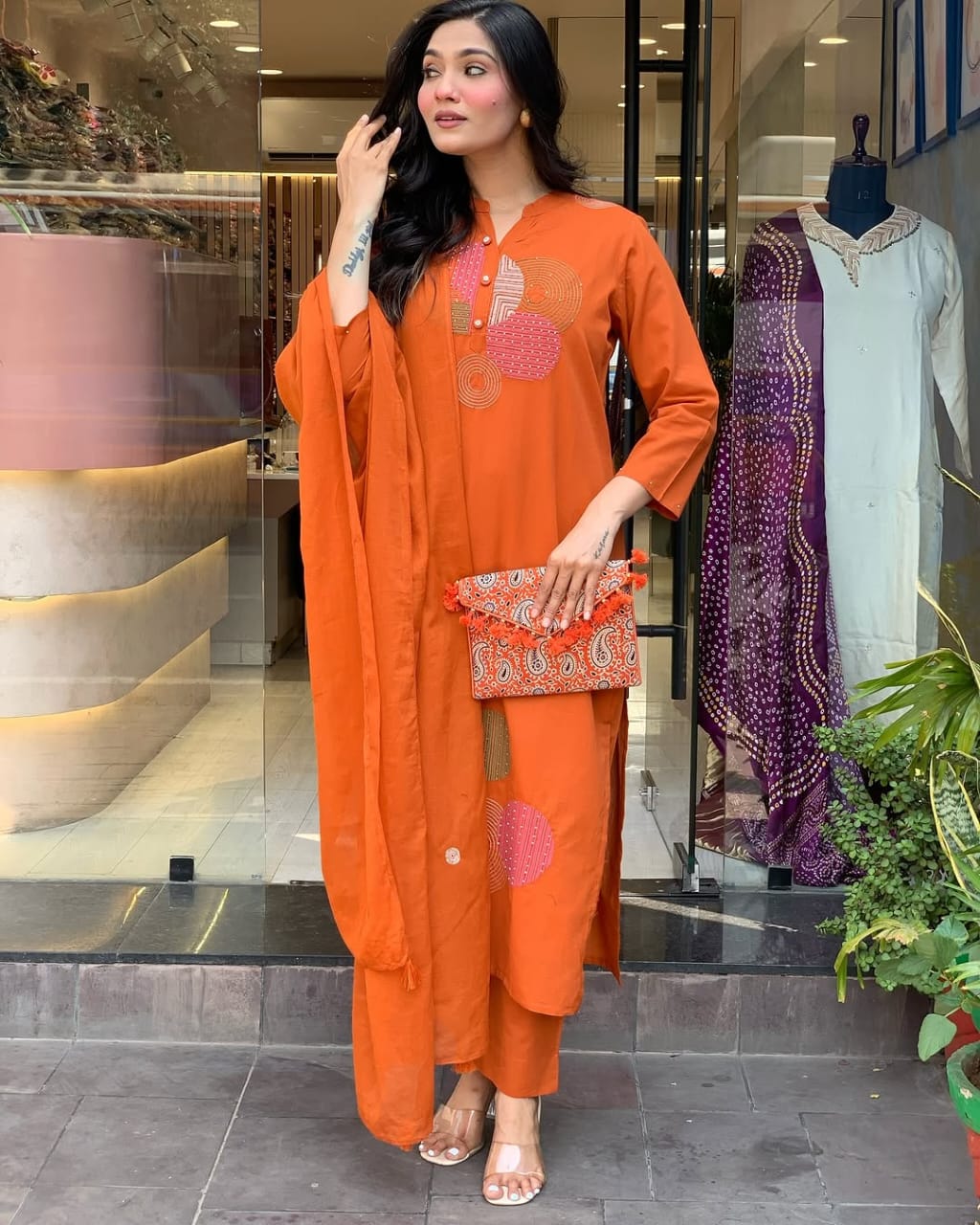 This Kurti,pant dupatta set is perfect for the summer season with its vibrant floral print and confident (WARED408)