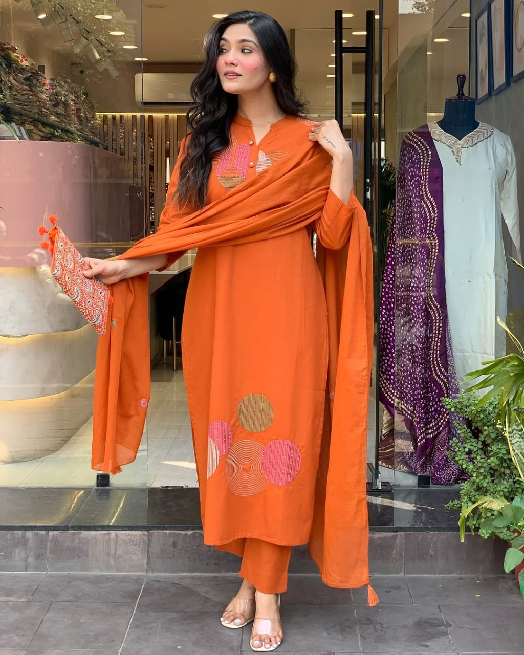 This Kurti,pant dupatta set is perfect for the summer season with its vibrant floral print and confident (WARED408)