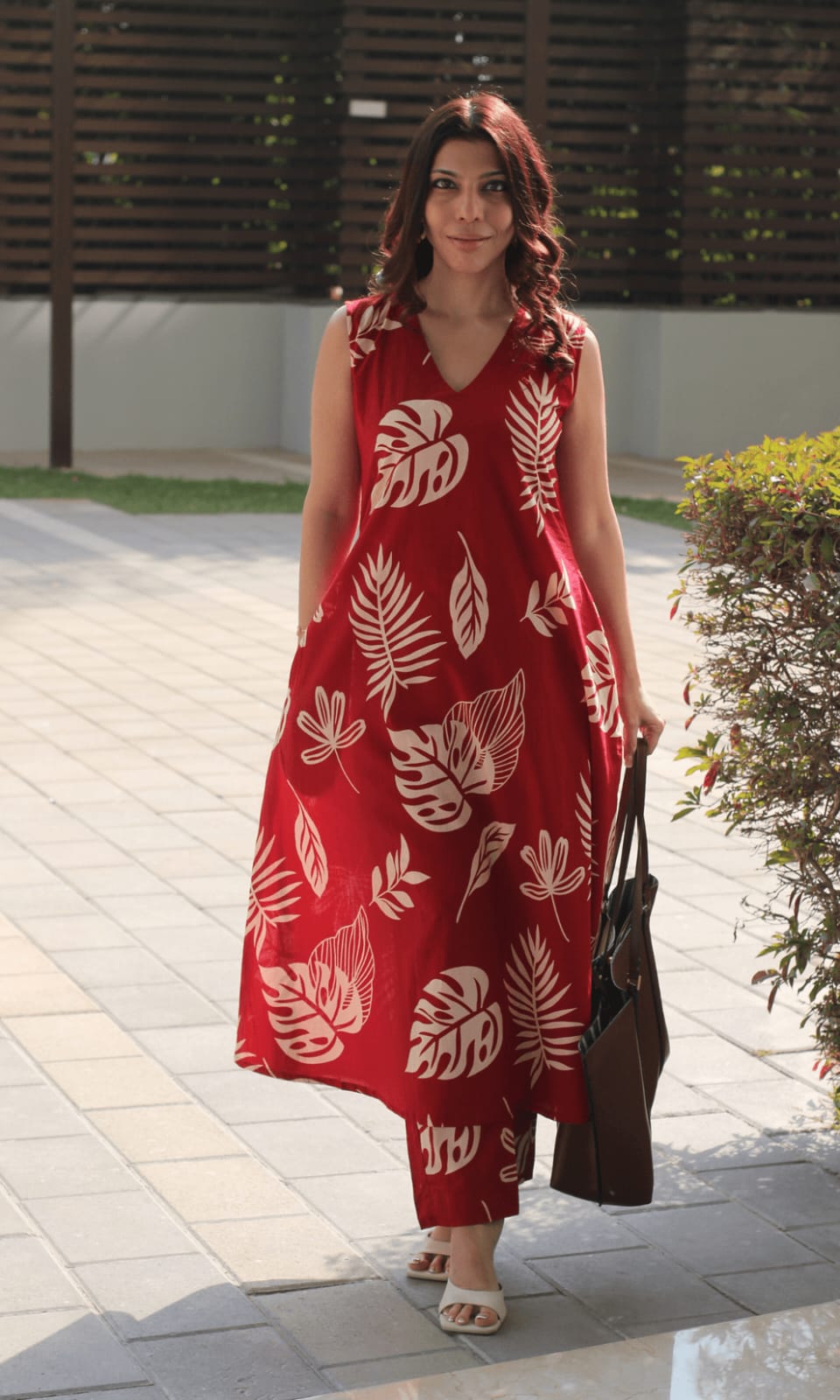 These outfits feature a stylish and comfortable kurti set with the following details(WACD87)