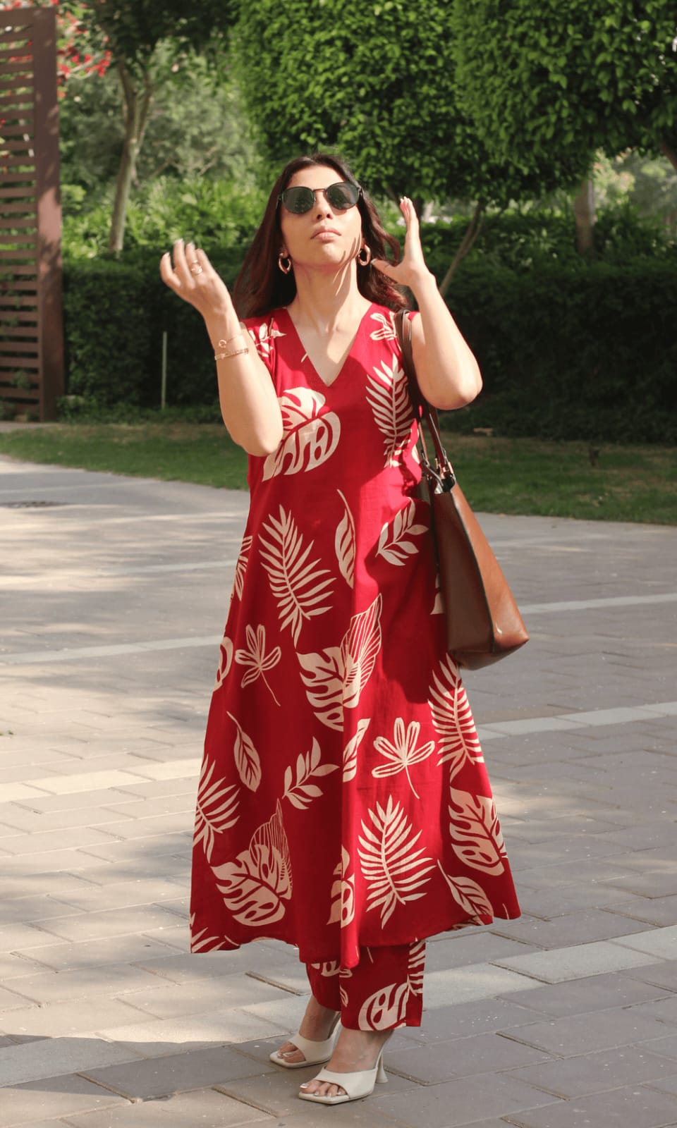 These outfits feature a stylish and comfortable kurti set with the following details(WACD87)