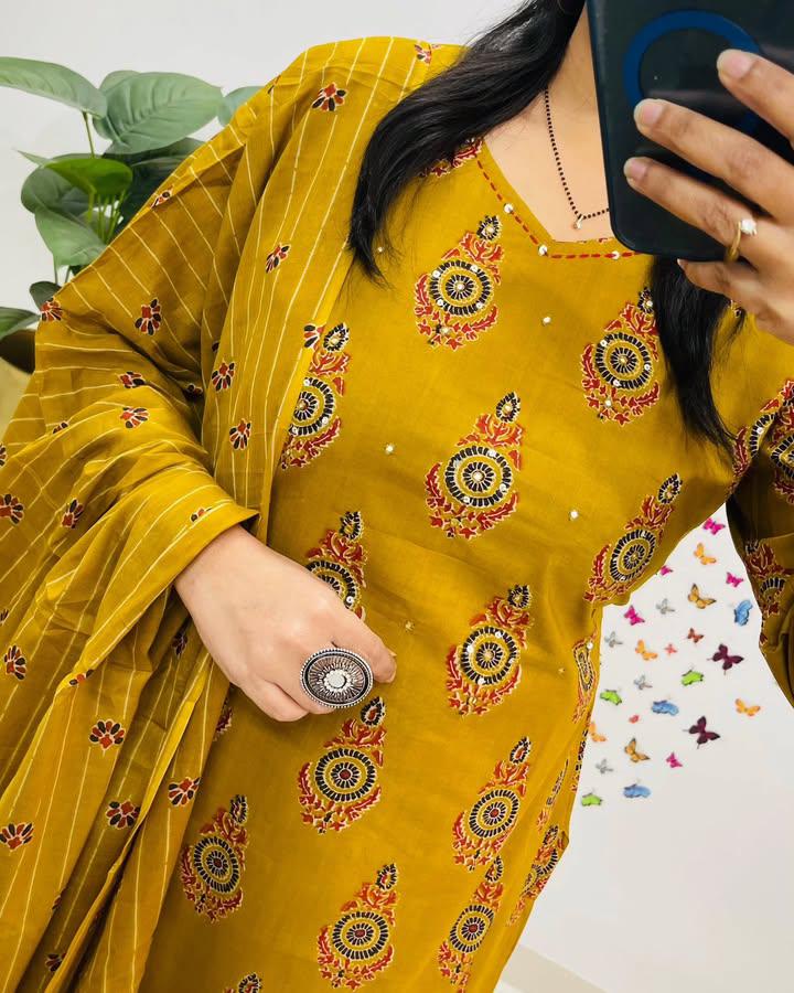 🌹🌹Pure fine Cotton fabric Embroidery Work Kurti with Pant with cotton 100-100 Dupatta🌹(WARED427)
