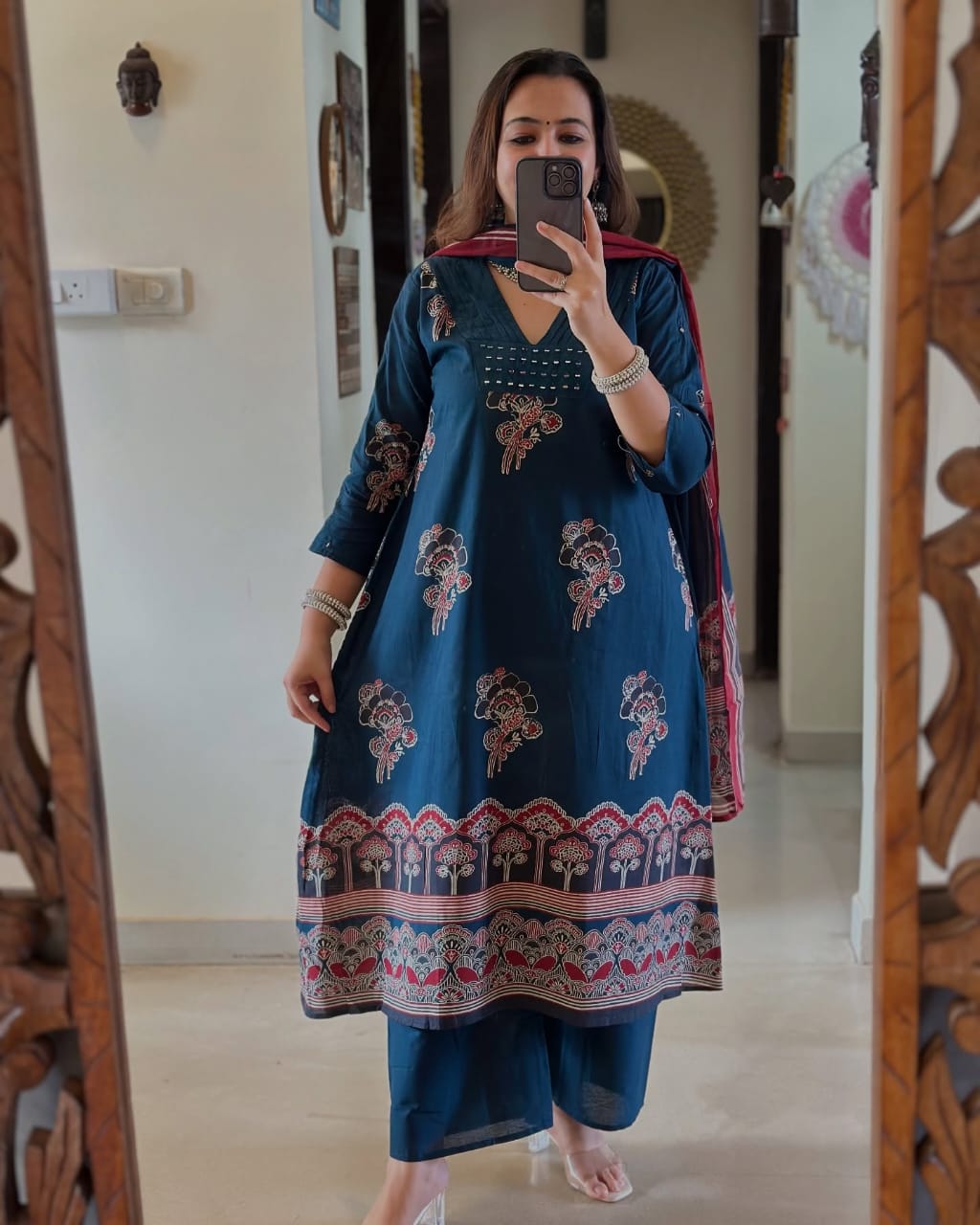 HEVAY DIMOND COTTON FABRIC NECK EMBROIDERY WORK AND PLITES ON YOKEπππ(WARED23) 01
