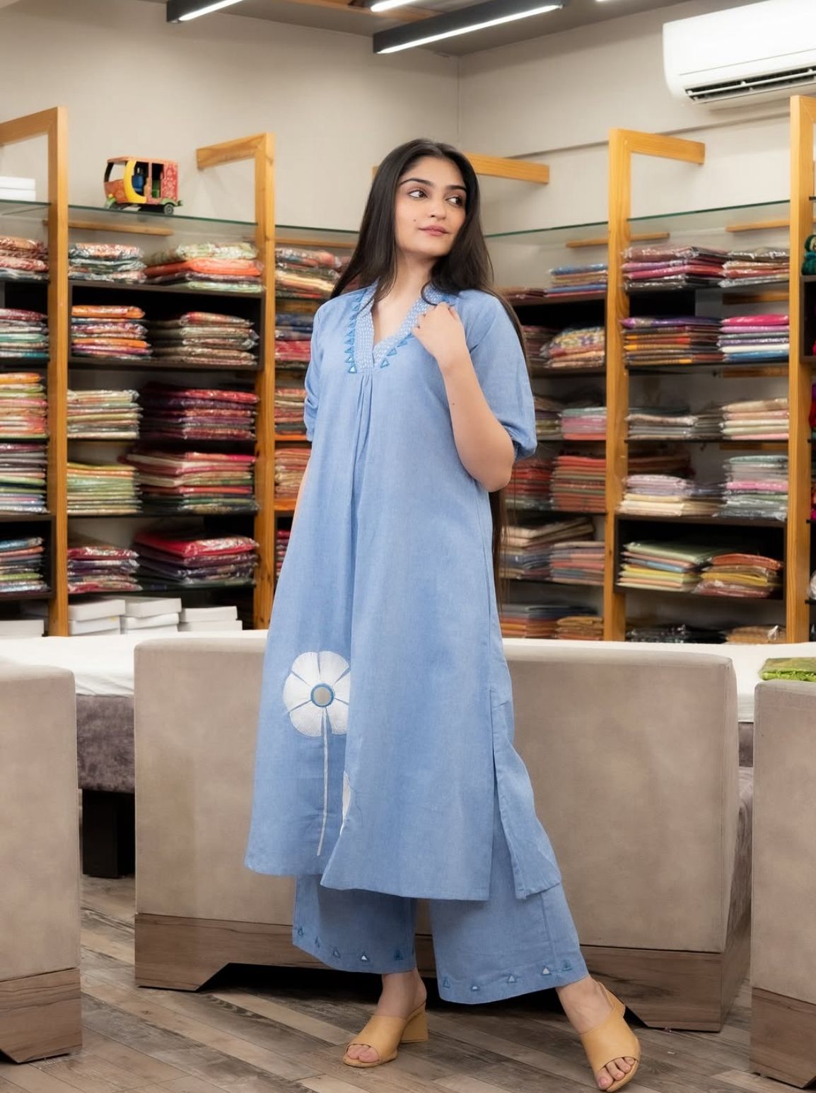 The perfect of traditional wear (WACD128)