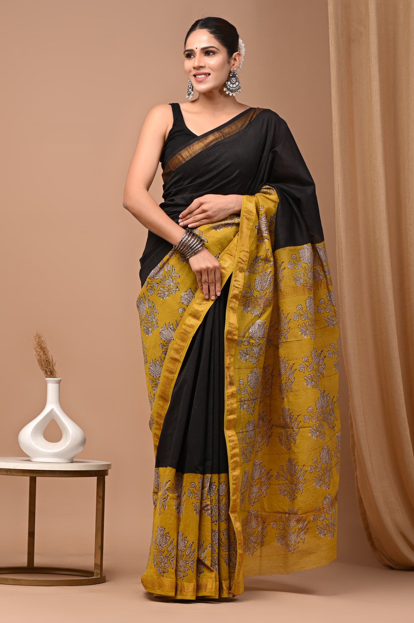 Premium Maheshwari Silk Saree (SWSRMAH83)