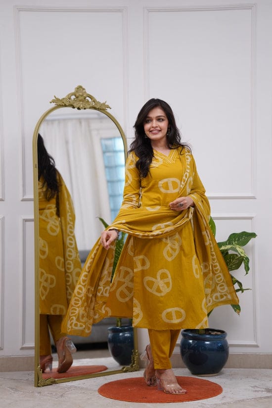 π Beautiful Cottan Kurtis pent with Mulmal duptta π(WARED470