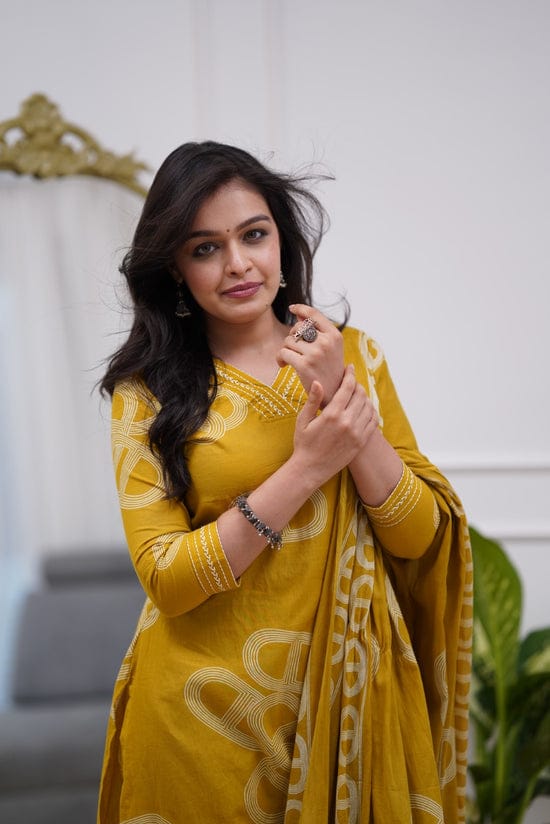 π Beautiful Cottan Kurtis pent with Mulmal duptta π(WARED470