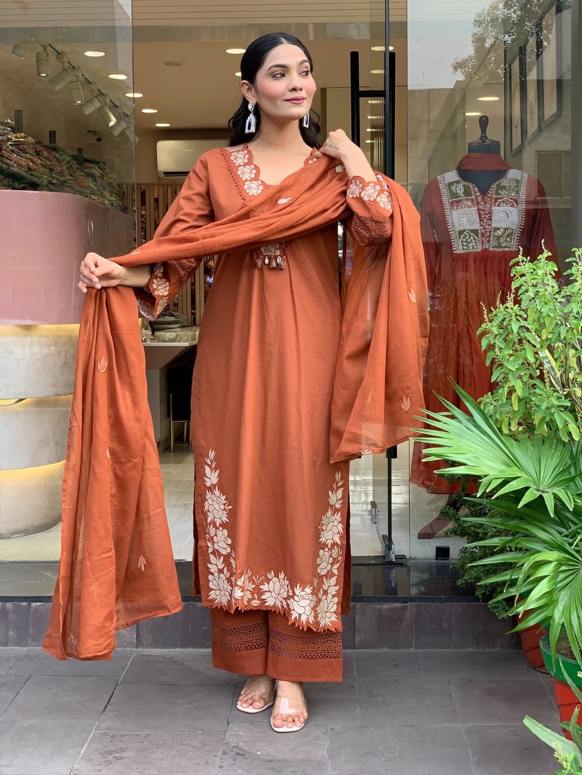 🌹🌹Pure fine Cotton fabric Kurti with Pant with cotton 100-100 Dupatta🌹🌹 (SWRED606)