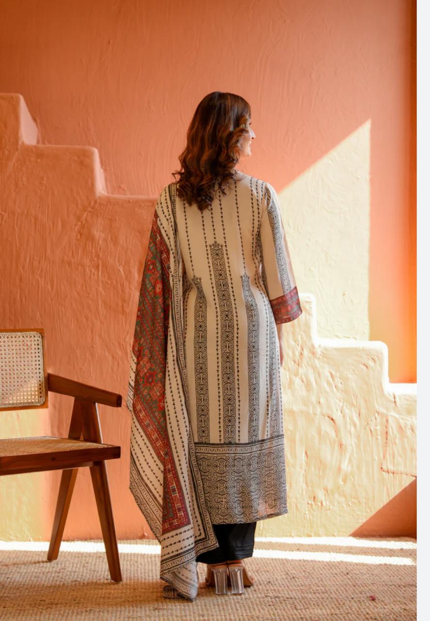 π The Legacy of Mahee Jaipur Now Available At Prayosha Creation .(WAAN01)