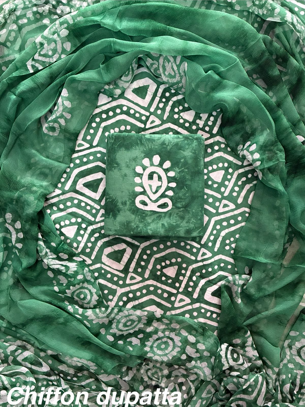 JAAL HAND BLOCK PRINT COTTON SUIT SET WITH CHIFFON DUPATTA(WACFCOTMU140)